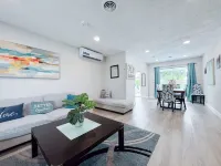 Cozy Pool Retreat, Close to Downtown Fort Lauderdale
