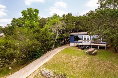 The Cabin on Canyon Lake!