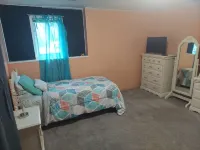 Stunning lake view oasis! A spacious place to make new memoriesHotTubHeaven