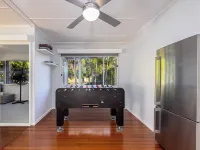 Pinball + Gaming Paradise in Townsville! 5 Minutes from the Airport & Strand Hotels in Belgian Gardens