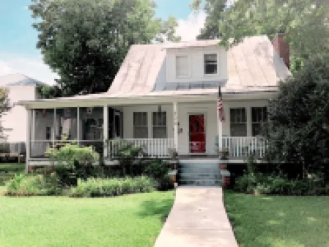 Experience old Oriental