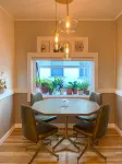 Retro Vibes - Updated 1950s 1 Br/1 bath Duplex Unit