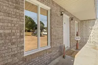19 Green Acres Cozy Apartment