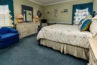 Luxurious Beach Block 4-Bdrm House for the whole family - prices reduced!! - Gym