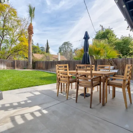 Charming home just minutes from downtown Redlands