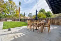 Charming home just minutes from downtown Redlands Hotels near University of Redlands