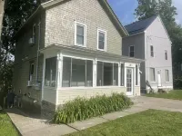 BRAND NEW Cozy Renovated Apartment/House Near Colleges and Ballparks