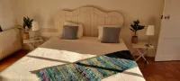 Estate for 40 People 알베흐 마흐께 공원 주변 호텔