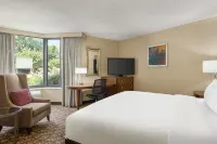 DoubleTree by Hilton Hotel Jackson Hotels in Jackson