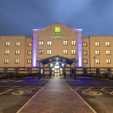 Holiday Inn Express POOLE by IHG