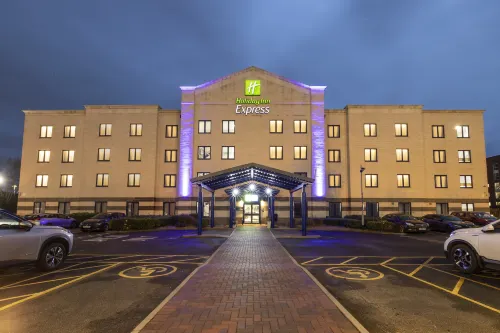 Holiday Inn Express POOLE by IHG - Разрешено размещения с домашними животными