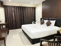 The Green Residence 304 Hotels near Phan Hin Ancient Monument