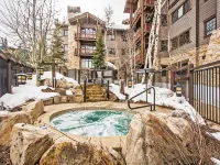 Luxury Ski-In, Ski-Out Arrowleaf Penthouse  With Panoramic Views 서밋 카운티 호텔