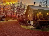 Rustic Log Home located near Baileys Harbor