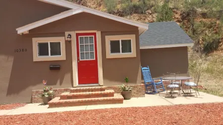The cozy summer house by the lake