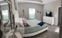 All dogs ok, child & infant friendly, golf cart incl.
