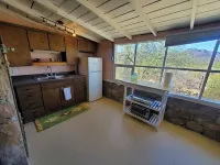 Tucson Desert Deer Trail Cabin Spacious 2B with Amazing Mountain View