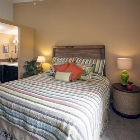 Beautiful, Luxury Condo, Gated with Walking Trail to Beach!