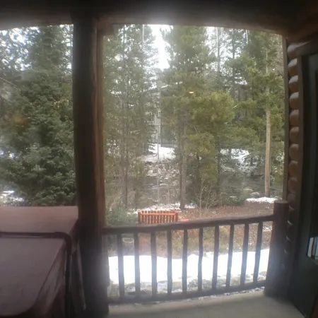Streamside Retreat w/Creek and Mountain Views-Private Hot Tub overlooking creek