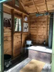 Stand alone waterfront rustic cabin!