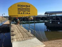 Beautifully updated vacation condo!  Eden Isle, walking distance to Red Apple CC