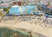 Hovima la Pinta Beachfront Family Hotel