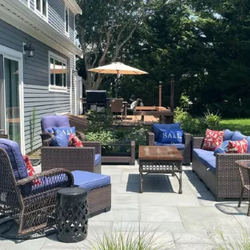 The Costal Corner - Martha's Vineyard