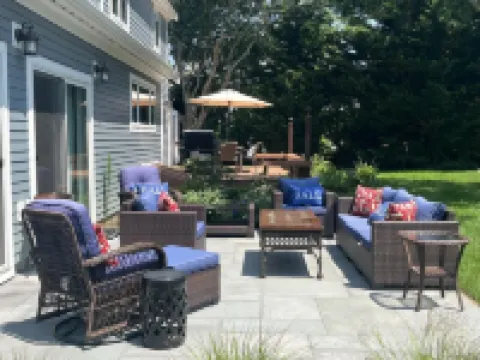 The Costal Corner - Martha's Vineyard