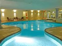 Cliffs Hotel - Uima-altaat