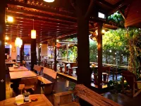 U 薩拜公園度假村 鄰近บ้านเกาะ的酒店