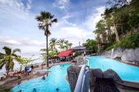 Eagle Point Beach and Dive Resort - Pools