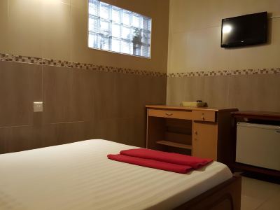 Lucky 2 Guesthouse
