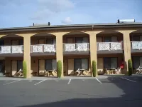 Lakeview Motel Hotels in Yarrawonga