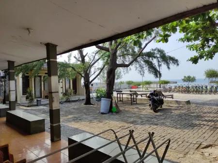 Charlie Homestay Pulau Tidung