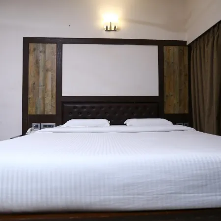 Westland Hotel 에로드 호텔