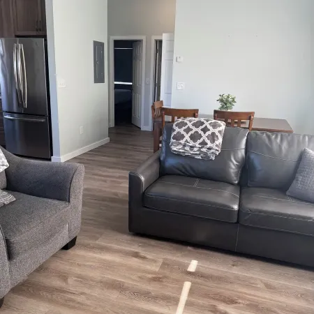 City Retreat, 2 bdrm near Airport