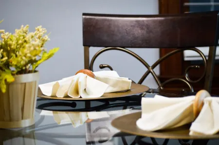 Blue Bengal Bungalow 5 mins to Downtown Jackson & 15 mins to Jackson’s Airport Отели рядом с достопримечательностью «Государственный университет Джексон»