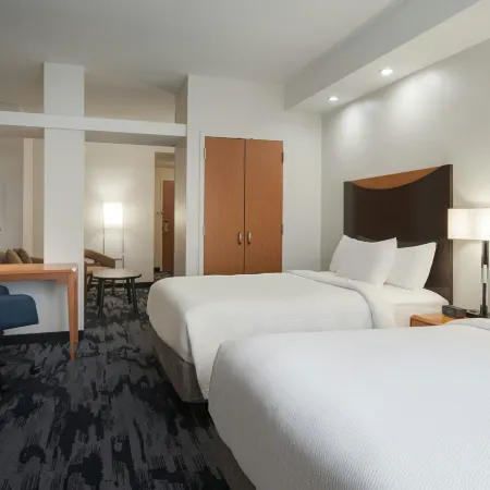 Fairfield Inn & Suites Louisville East