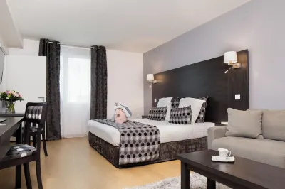 Seven Urban Suites Nantes Centre Hotels in Saint-Sébastien-sur-Loire
