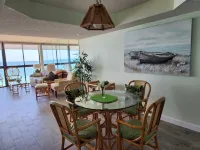 Balcony Heated Pool  Spa Grill Wifi     December 7-20   20% Discount Hotels in Pinellas County