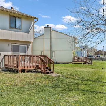 Spacious townhome - 2-bedrooms with King Beds in quite cul-de-sac - sleeps 6