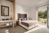 Santa Maria Village