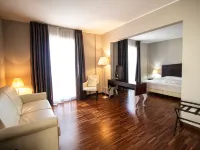 LVG Hotel Collection - Cavour Hotels in Novara
