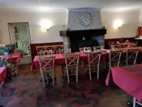 Le Bellerive Hotels in Augne