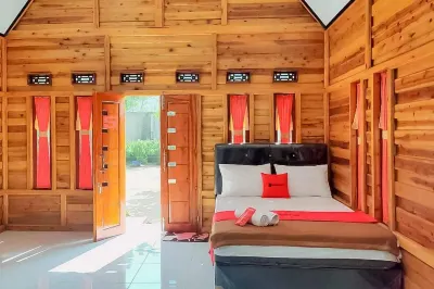 penginapan ciletuh geopark Hotel dekat Jajanan Kuliner Puncak Darma