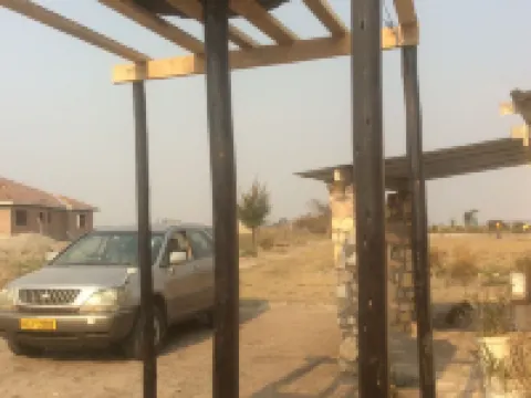 กระท่อมนาคา ซาบาล โรงแรมในGoromonzi