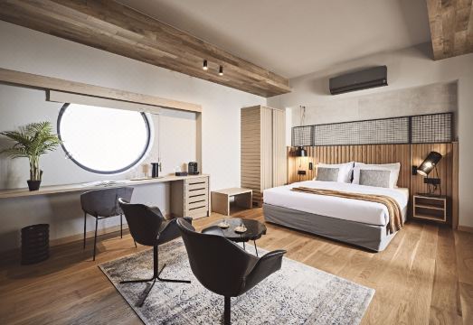 두짓 스위트 아테네 객실