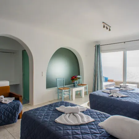 New Paradise Beach Resort- Adults Only Отели рядом с достопримечательностью «Ночной клуб Cavo Paradiso»