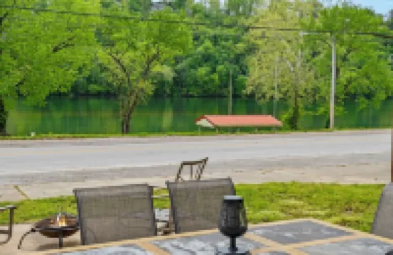 Cozy Lake view Home with firepit