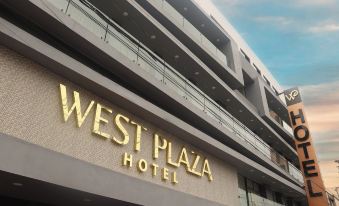 Hotel West Plaza